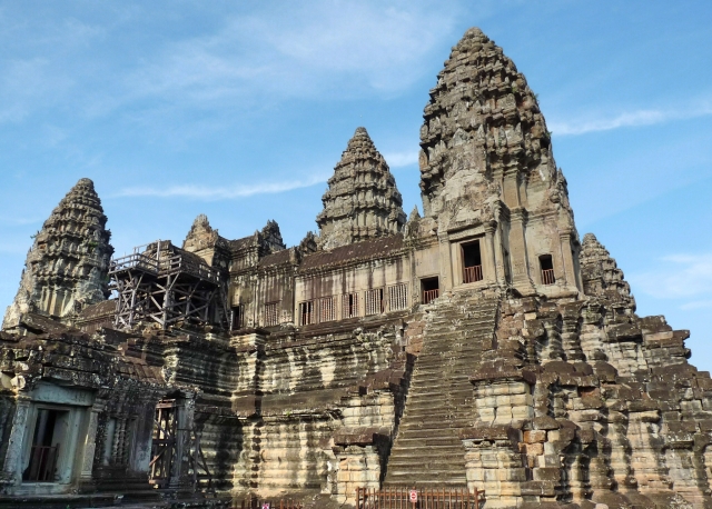 カンボジアの歴史や背景を現地スタッフが簡単にわかりやすく解説！