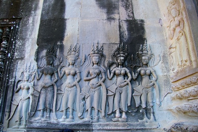 カンボジア　レリーフ